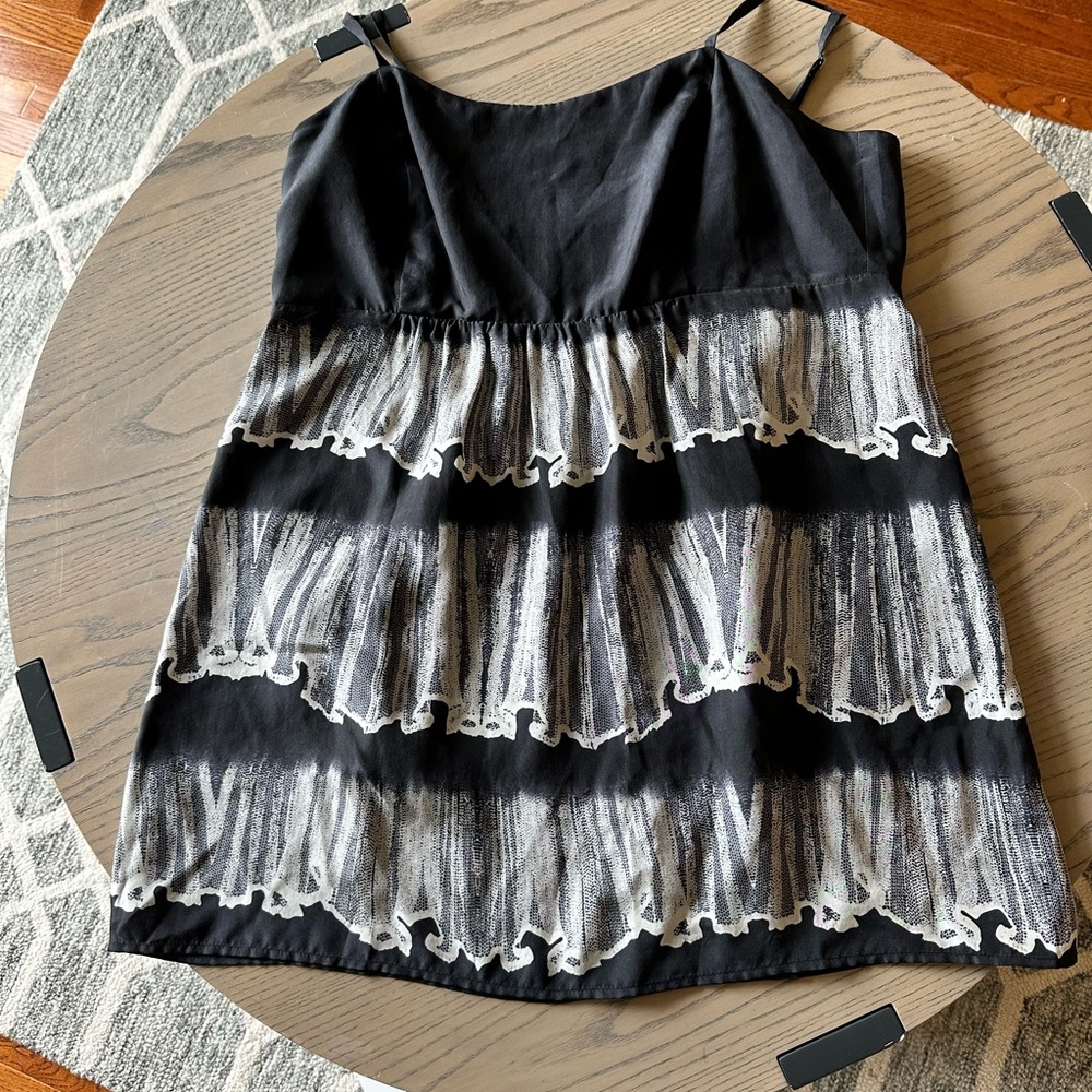 CAbi DAZZLE LACE LONG SILK TANK 12